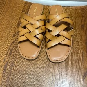 American Eagle sandals